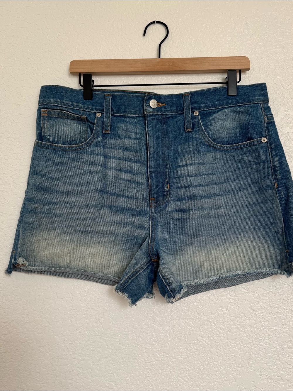 Madewell High-Rise Classic Medium Wash Denim Shorts